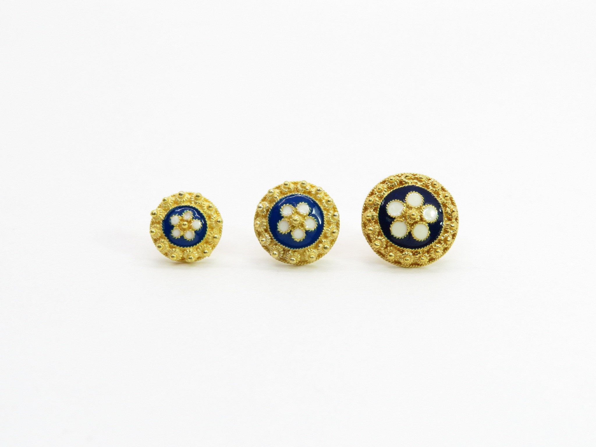 9ct Yellow Gold Andralok Enamelled Flower Stud Earrings – Jewellerybox